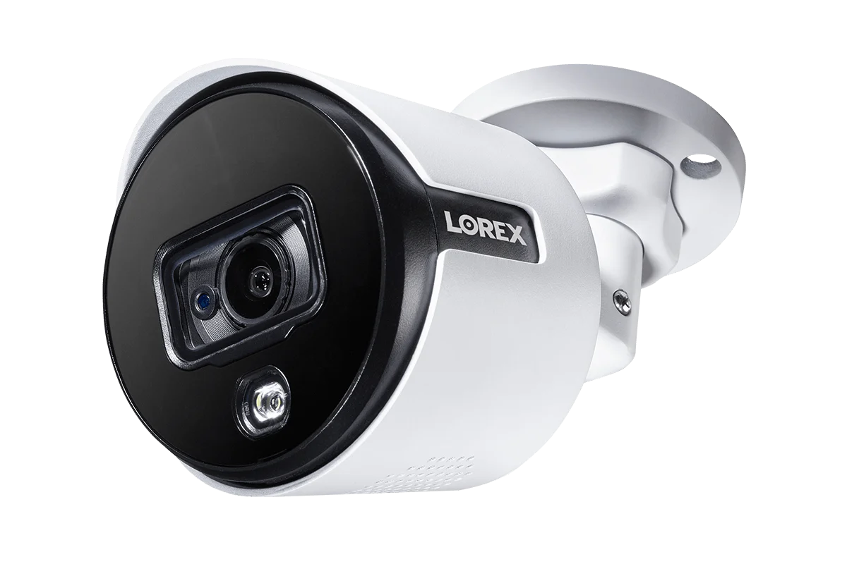 Lorex 4K Smart Deterrence CVI Wired Bullet Camera - Image 4