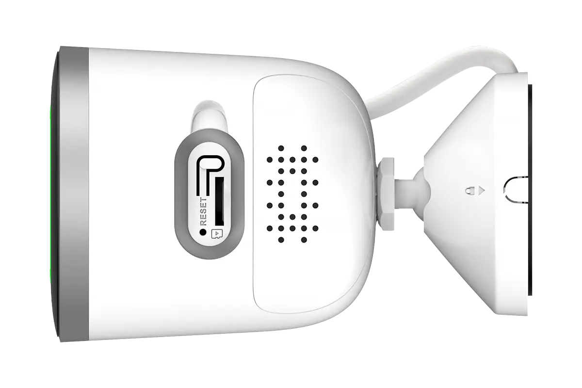 Lorex 4K Spotlight Indoor/Outdoor Wi-Fi 6 Security Camera with Smart Security Lighting (White, 32GB, 2-Pack) - Image 6